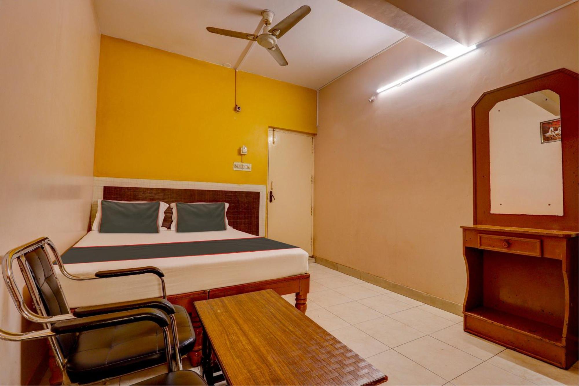 Collection O Royal Comfort Bengaluru Kültér fotó