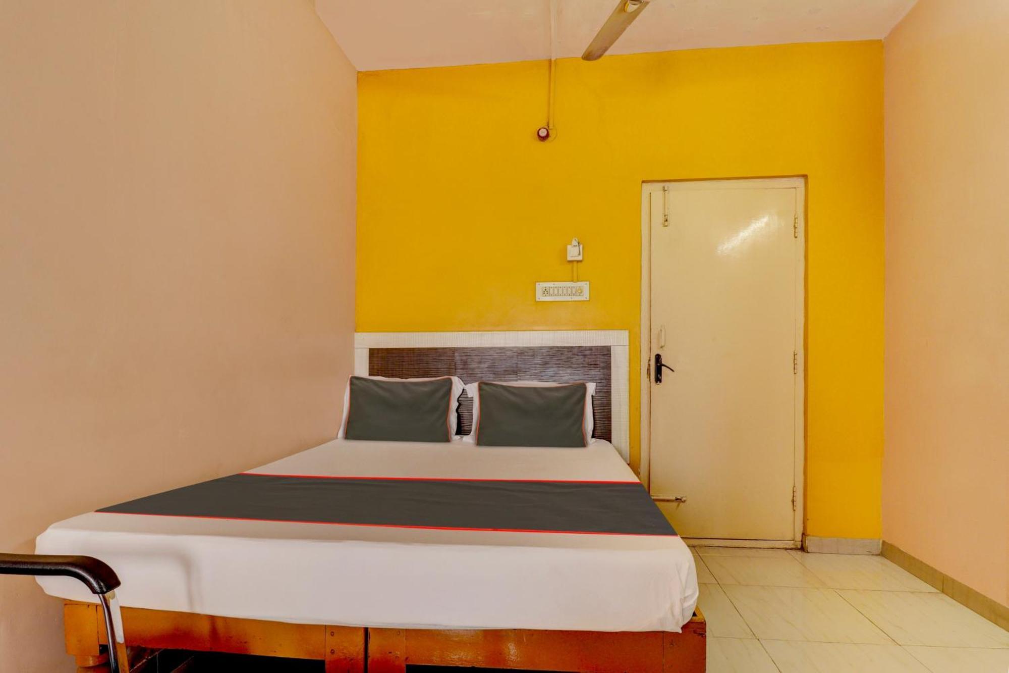 Collection O Royal Comfort Bengaluru Kültér fotó