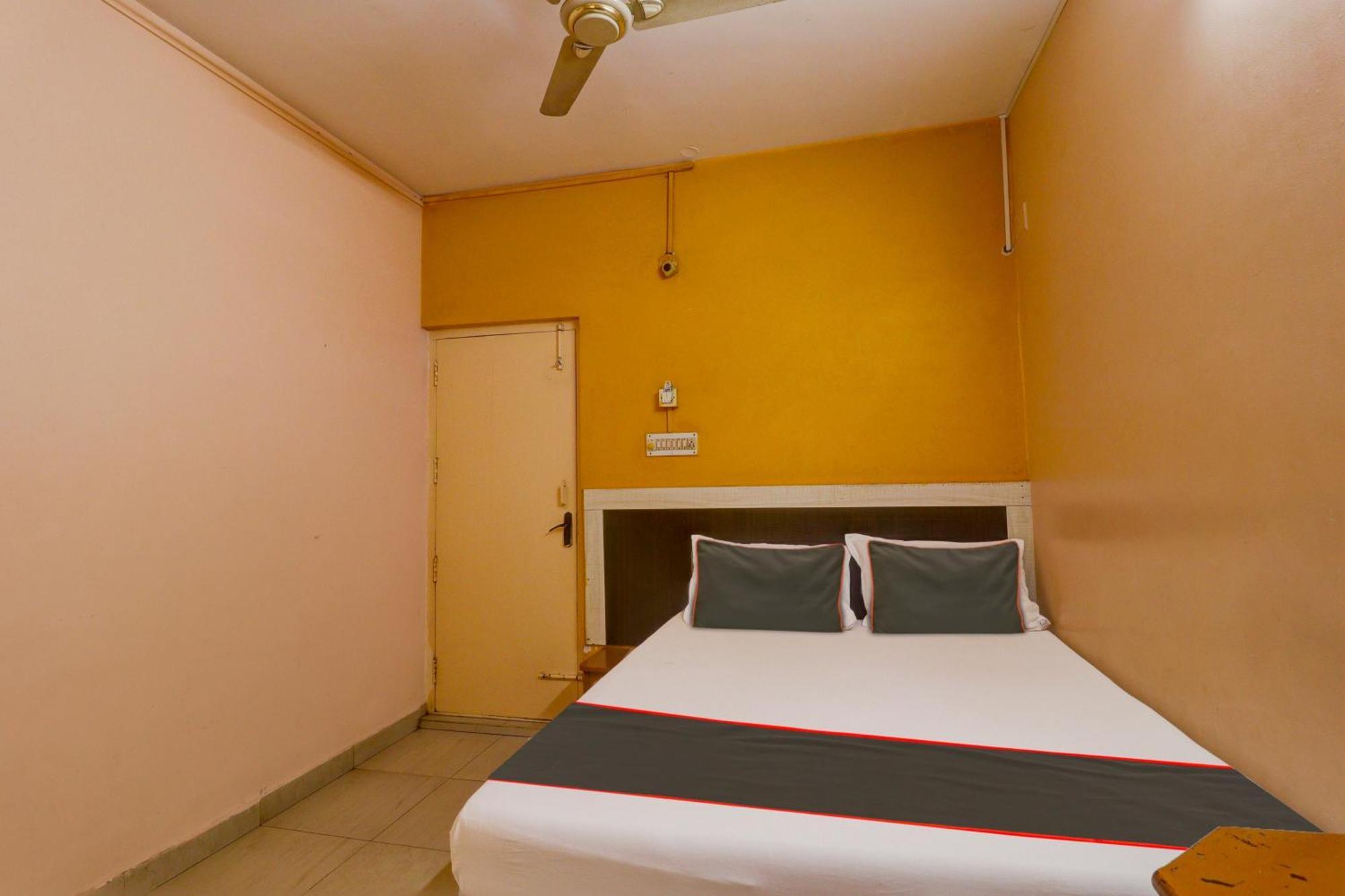 Collection O Royal Comfort Bengaluru Kültér fotó